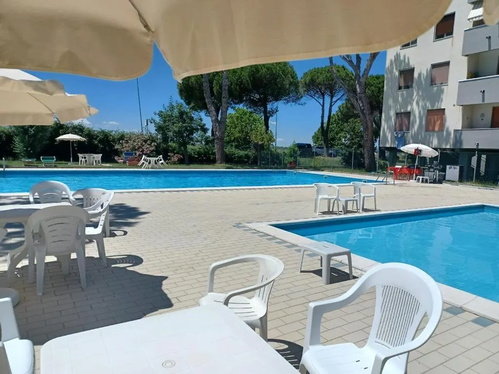 Grande E Luminoso Appartamento Lido di Classe